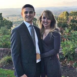 Meet your Posher, Marissa